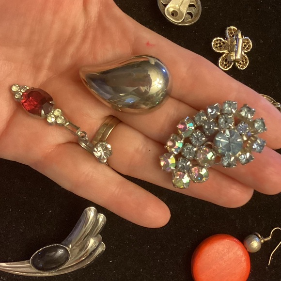 Vintage single earrings - Picture 4 of 9